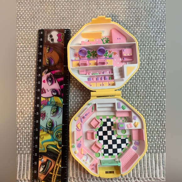 1990 Polly Pocket Vintage Polly’s Hair Salon, Bluebird - Picture 8 of 12